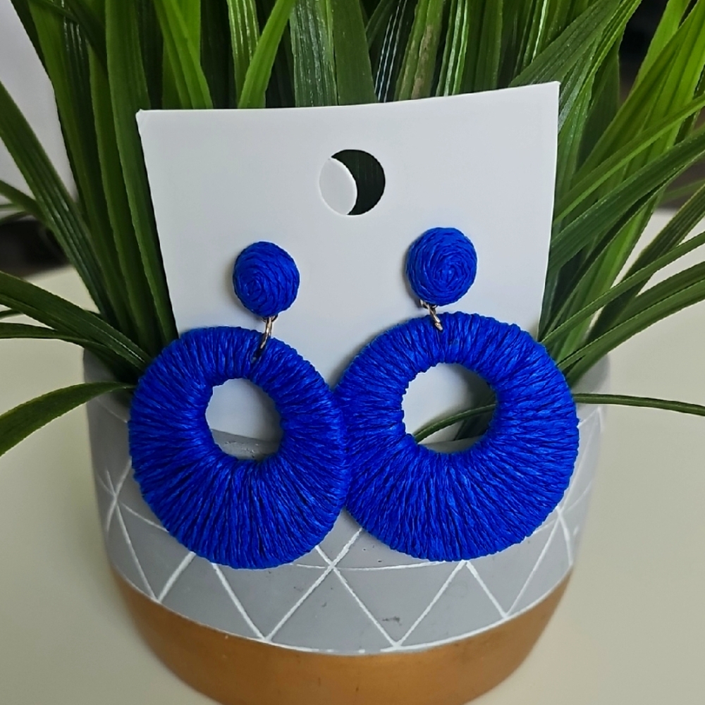 NWT Colbolt Blue Circular Woven Earrings